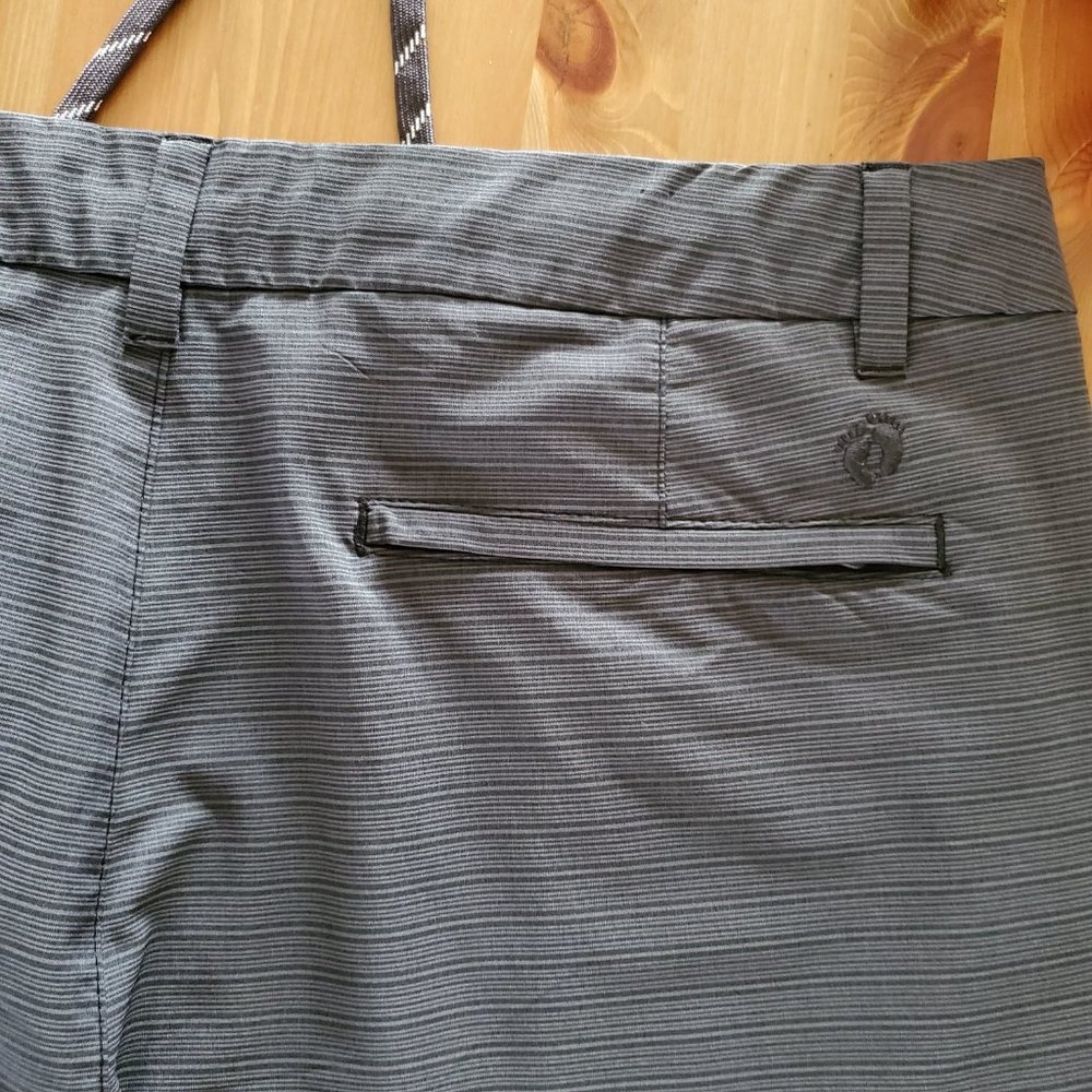 Hang Ten Wharf 21" Hybrid Shorts For Men - Picture 5 of 13